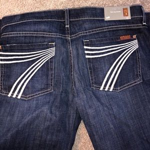 NEVER BEEN WORN dojo 7 for all mankind jeans